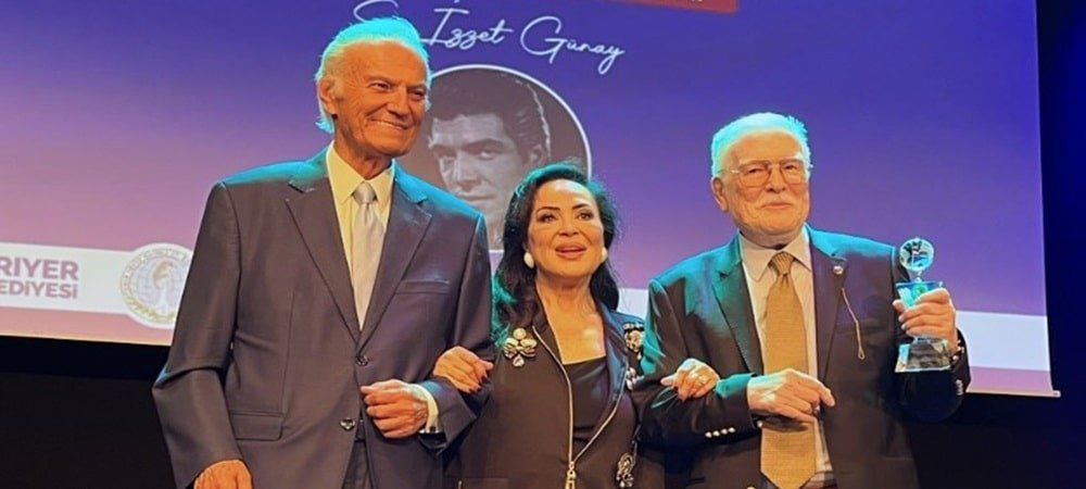 1001 kız öğrenciye destek