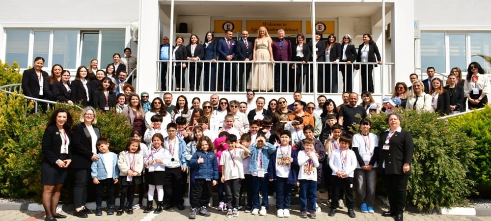 TABİATIN KIZI TUĞBA ÖZAY VE 